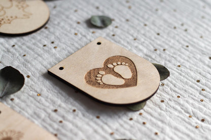 Personalisierte Girlande aus Holz