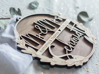 Personalisiertes Holzschild "Mr & Mrs"