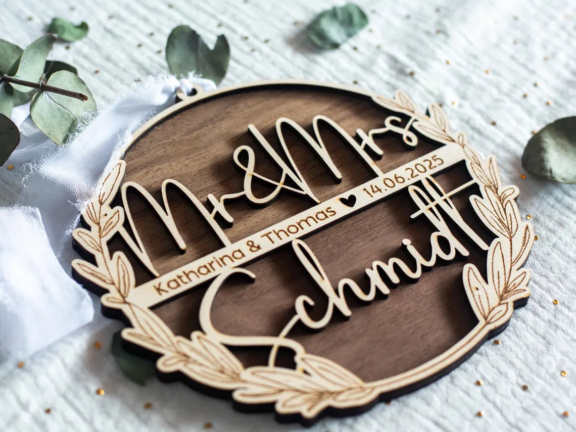 Personalisiertes Holzschild "Mr & Mrs"