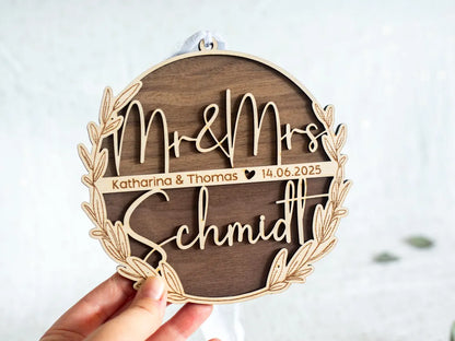 Personalisiertes Holzschild "Mr & Mrs"