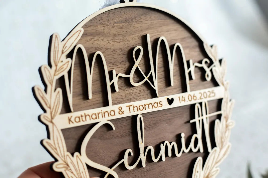 Personalisiertes Holzschild "Mr & Mrs"