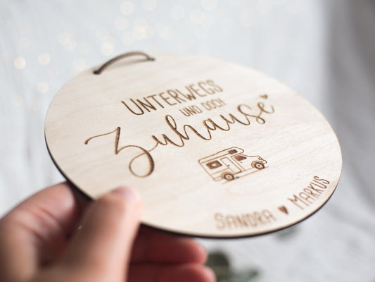 Personalisiertes Holzschild für Campingliebhaber