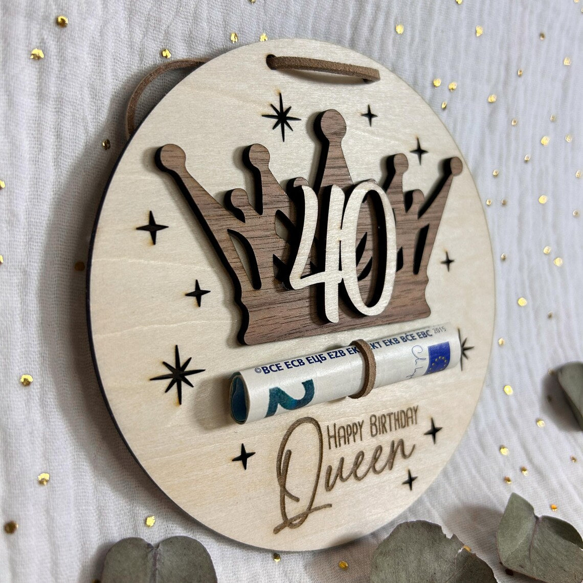 Geldgeschenk zum Geburtstag "Happy Birthday Queen" mit Name oder Wunschzahl